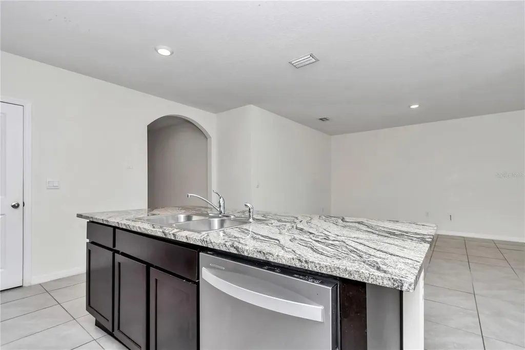 27 Hickory Course Lane Ocala FL 34472
