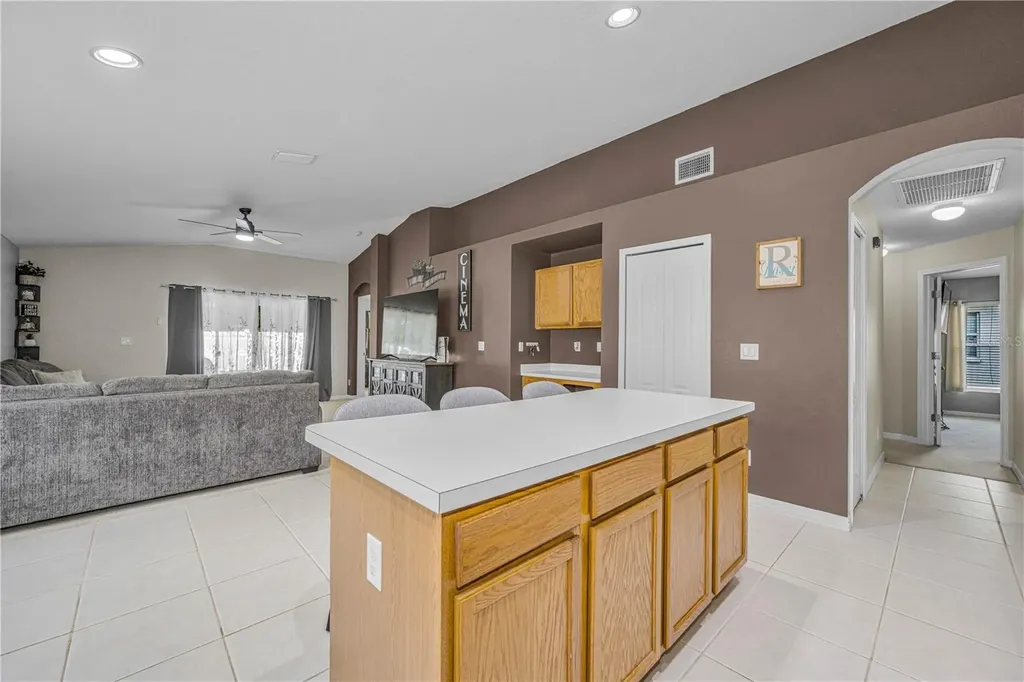 7601 Merchantville Circle Zephyrhills FL 33540