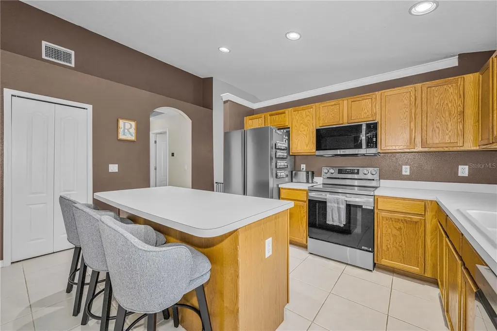 7601 Merchantville Circle Zephyrhills FL 33540