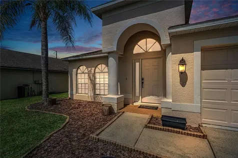 7601 Merchantville Circle Zephyrhills FL 33540
