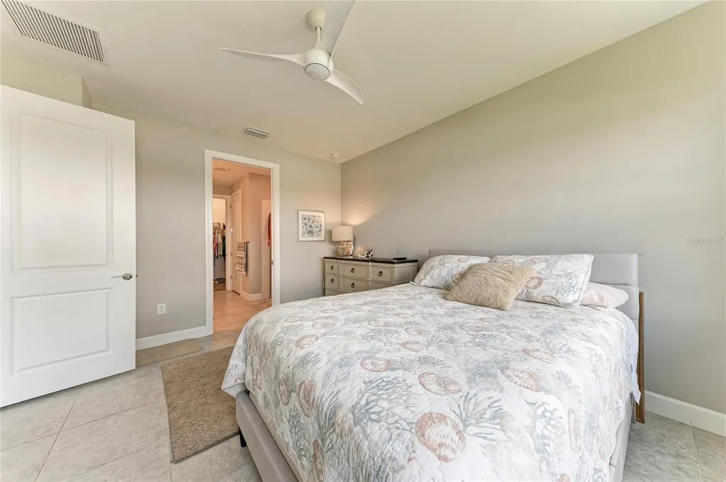 7018 Holbrook Cove Bradenton FL 34202