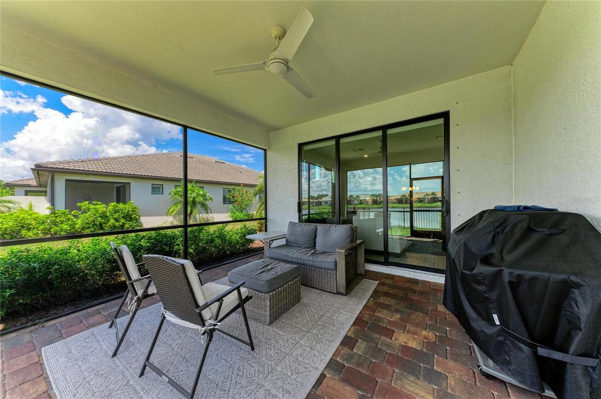 7018 Holbrook Cove Bradenton FL 34202