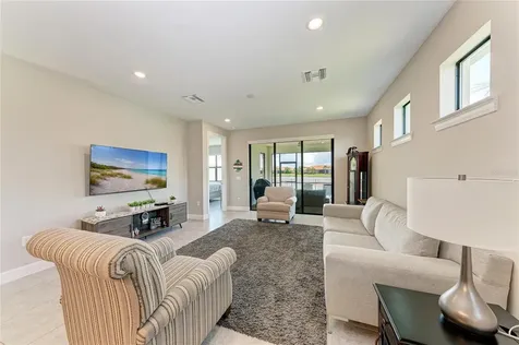 7018 Holbrook Cove Bradenton FL 34202