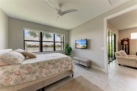 7018 Holbrook Cove Bradenton FL 34202
