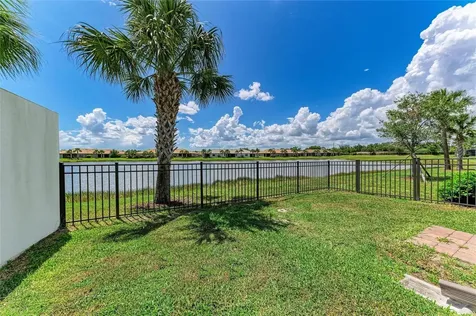 7018 Holbrook Cove Bradenton FL 34202