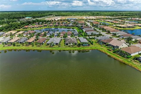 7018 Holbrook Cove Bradenton FL 34202