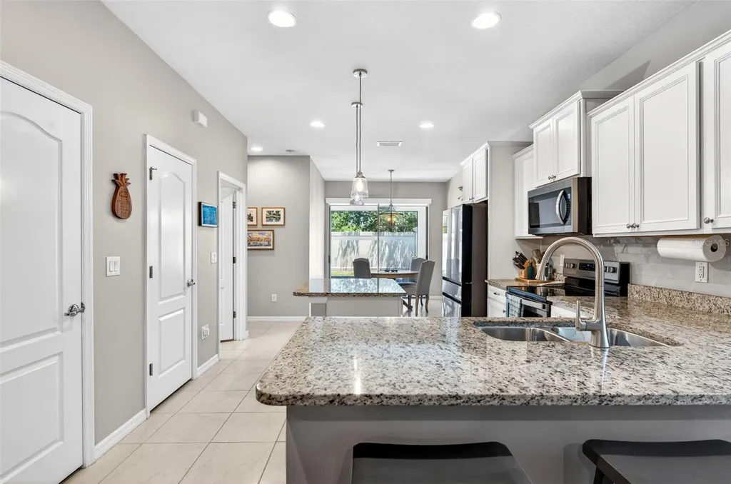 6216 Kenava Loop Palmetto FL 34221