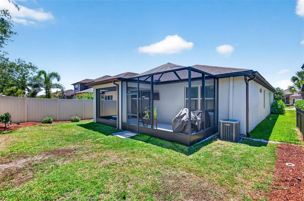 6216 Kenava Loop Palmetto FL 34221