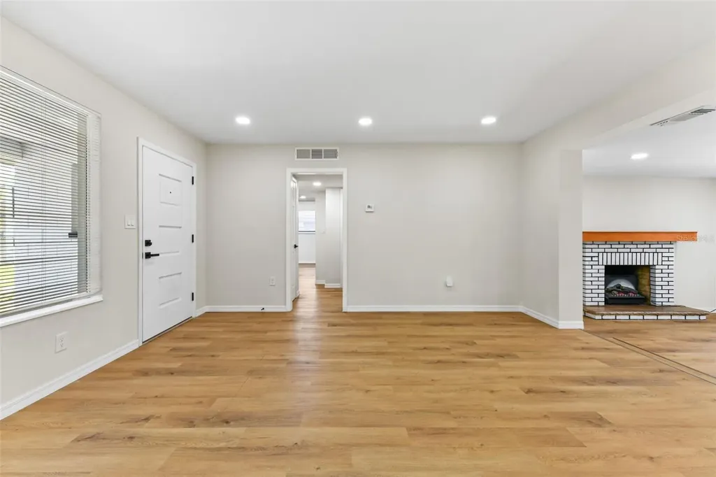 6451 Shenandoah Way Orlando FL 32807