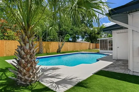 6451 Shenandoah Way Orlando FL 32807