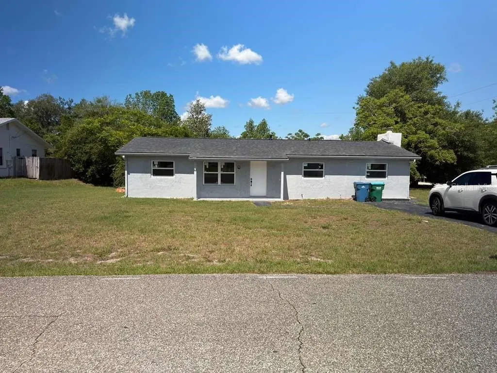 2096 W Atmore Circle Deltona FL 32725