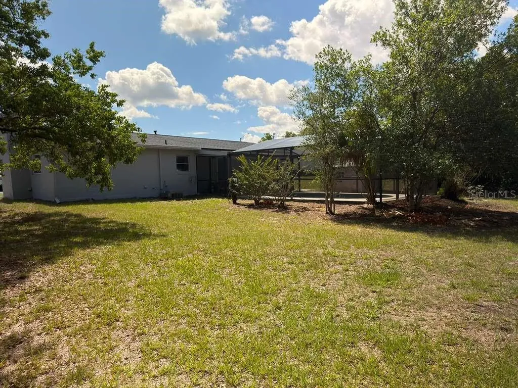 2096 W Atmore Circle Deltona FL 32725