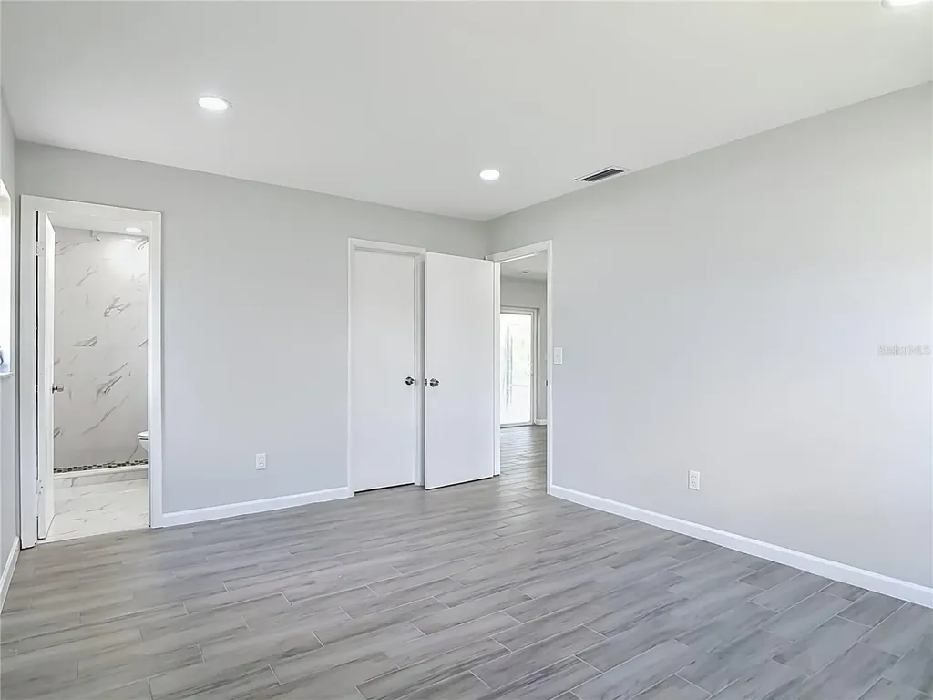 2096 W Atmore Circle Deltona FL 32725