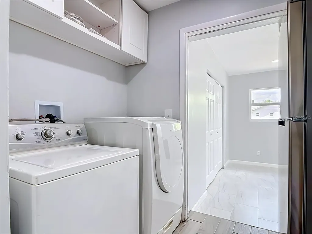 2096 W Atmore Circle Deltona FL 32725
