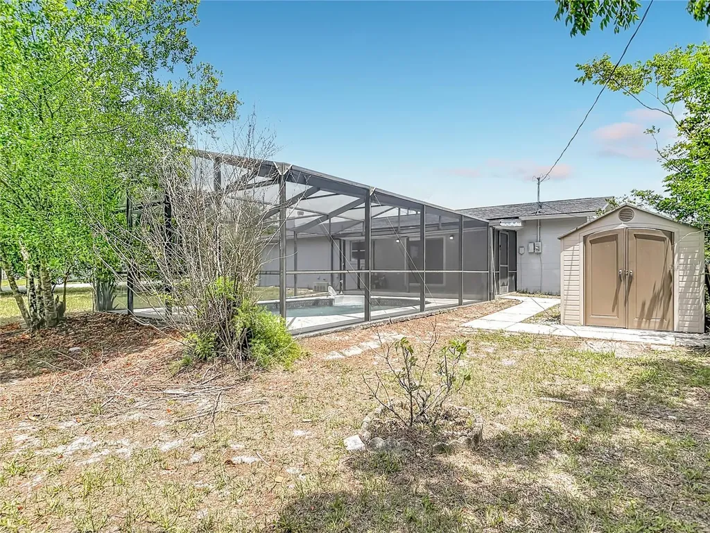 2096 W Atmore Circle Deltona FL 32725