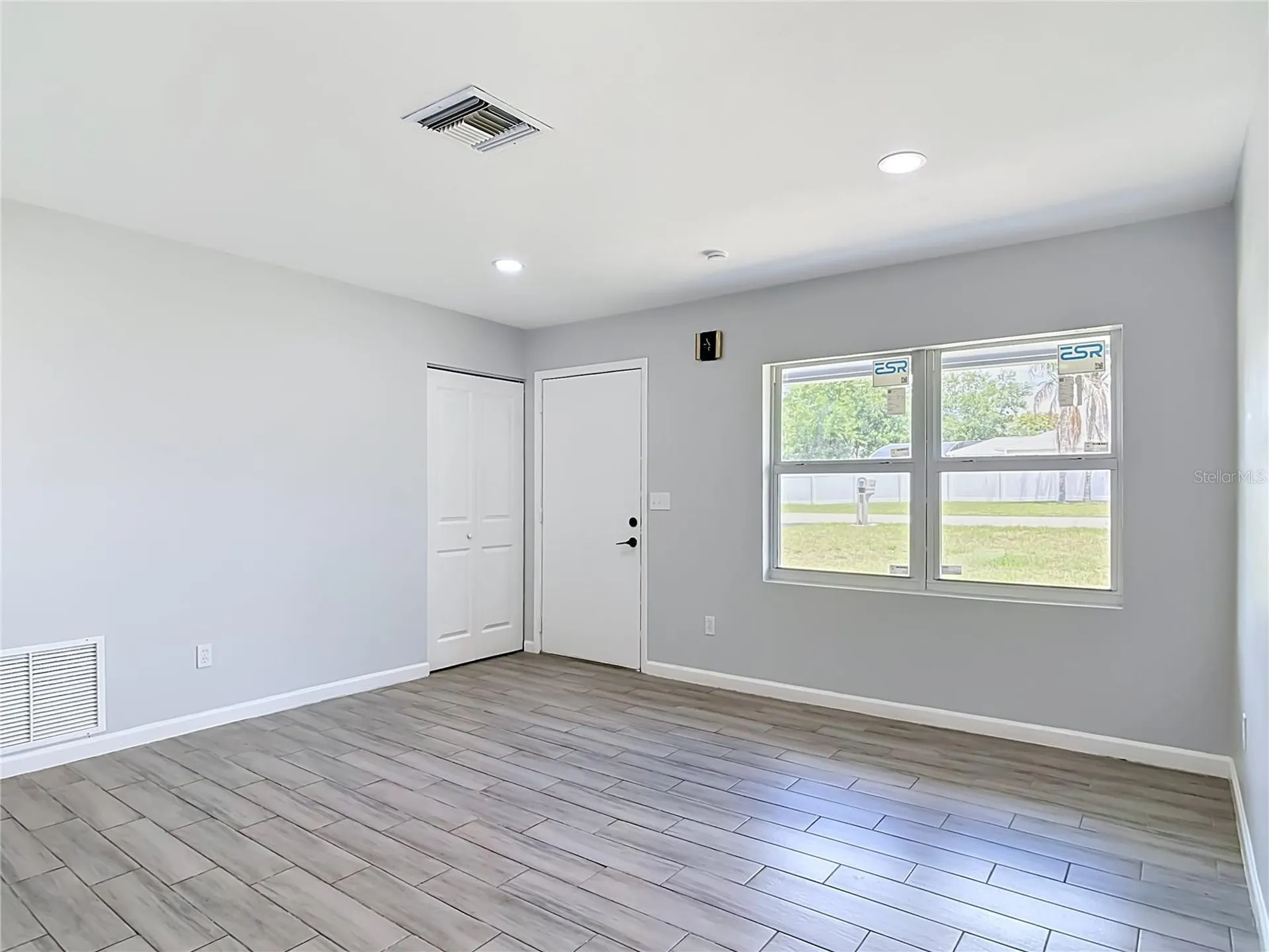2096 W Atmore Circle Deltona FL 32725