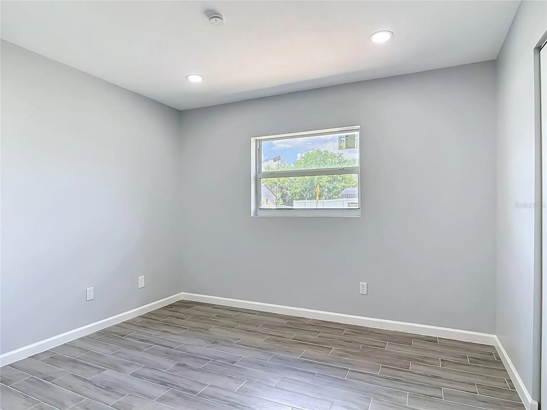 2096 W Atmore Circle Deltona FL 32725