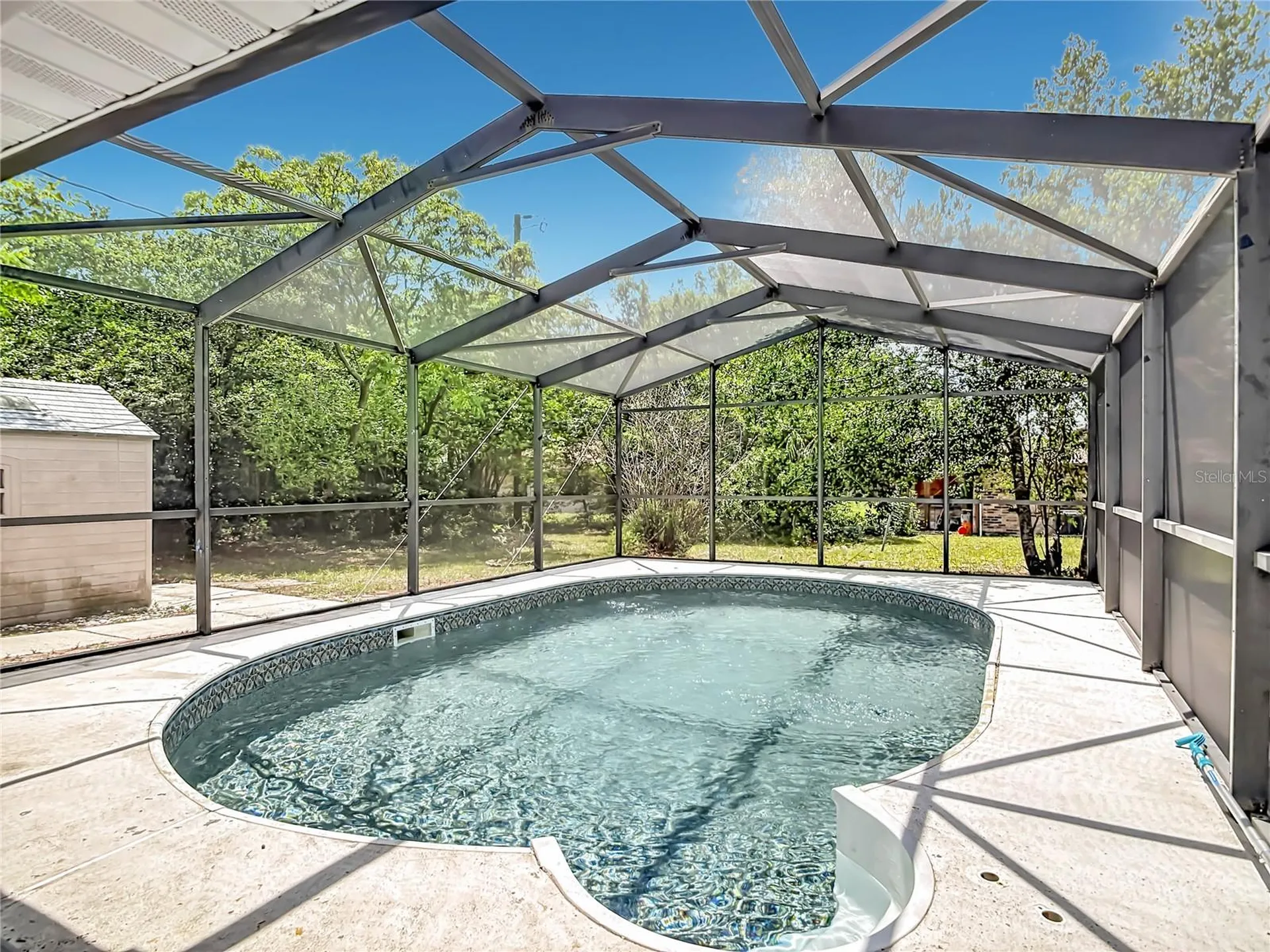 2096 W Atmore Circle Deltona FL 32725