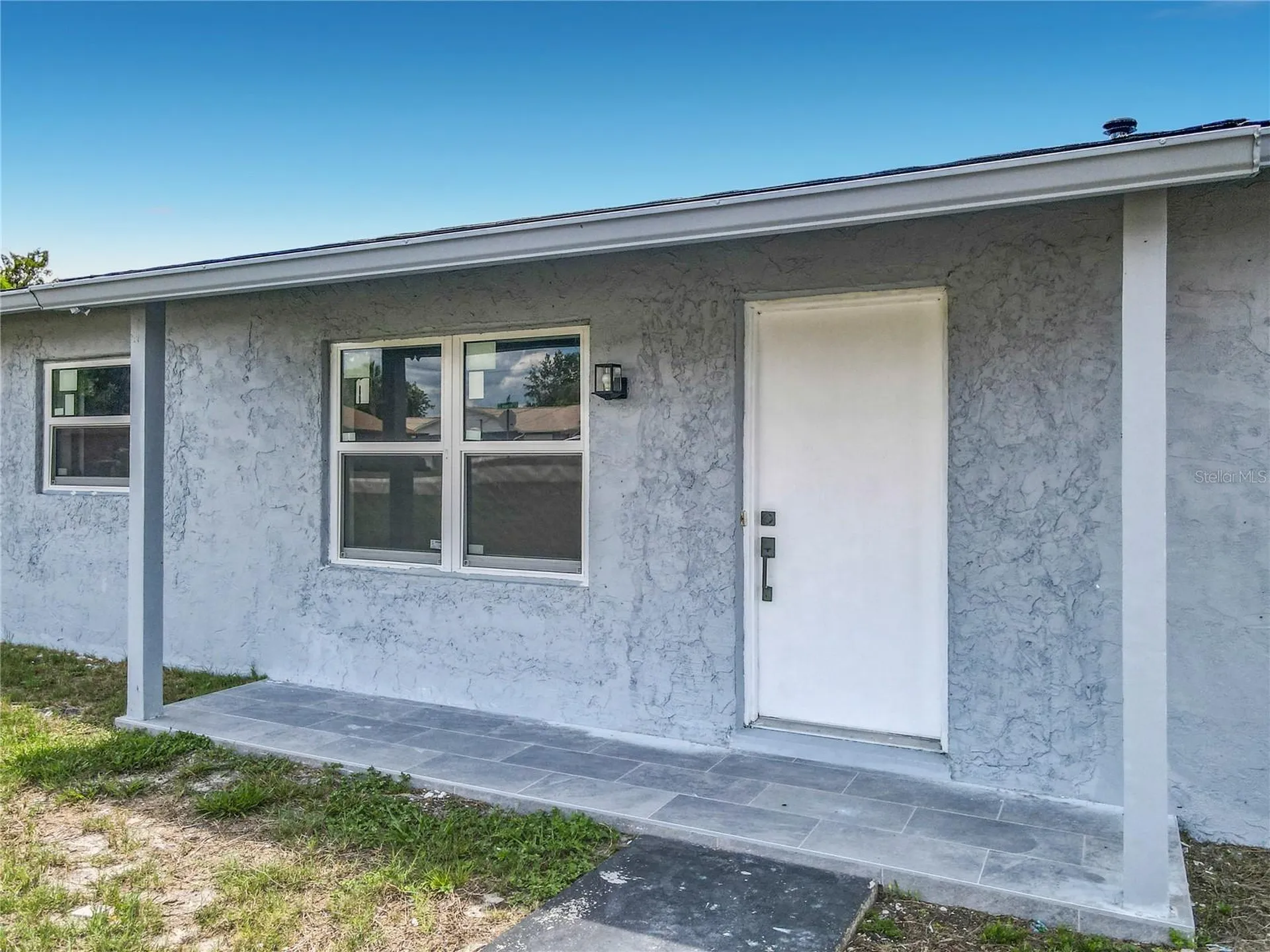 2096 W Atmore Circle Deltona FL 32725