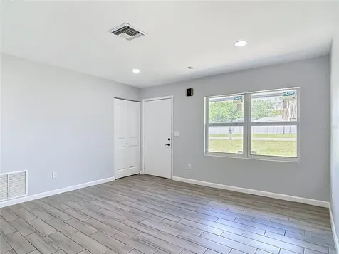 2096 W Atmore Circle Deltona FL 32725