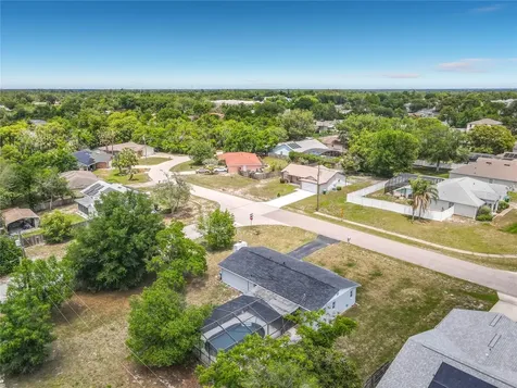 2096 W Atmore Circle Deltona FL 32725