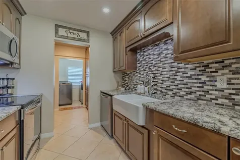 2532 Lake Ellen Lane Tampa FL 33618