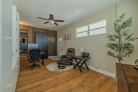 2532 Lake Ellen Lane Tampa FL 33618