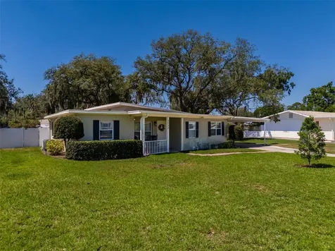 2532 Lake Ellen Lane Tampa FL 33618