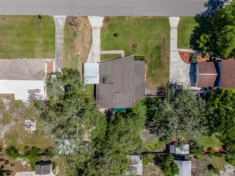 2532 Lake Ellen Lane Tampa FL 33618