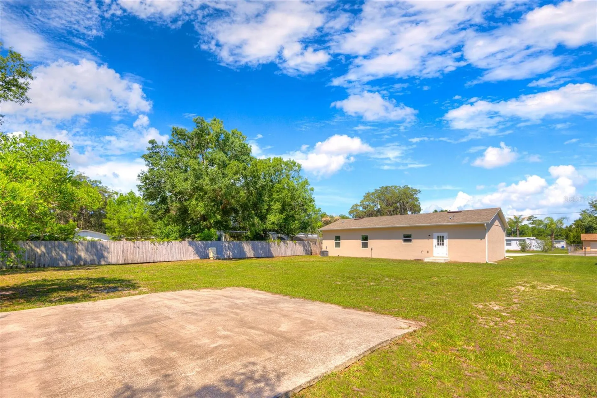 174 Dover Lane Deland FL 32724
