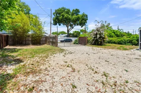 407 E Polk Avenue Lake Wales FL 33853