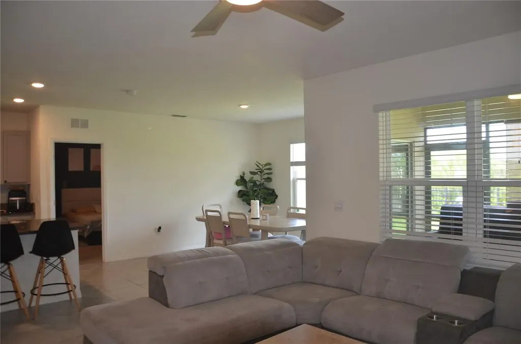 511 Noble Avenue Davenport FL 33837