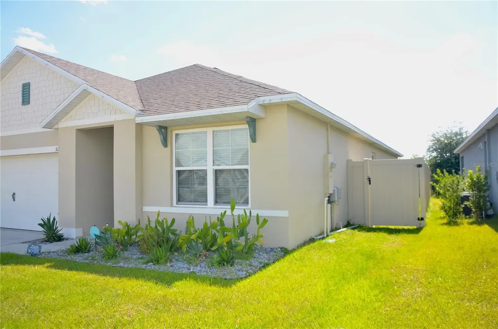 511 Noble Avenue Davenport FL 33837