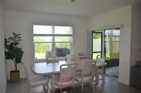 511 Noble Avenue Davenport FL 33837