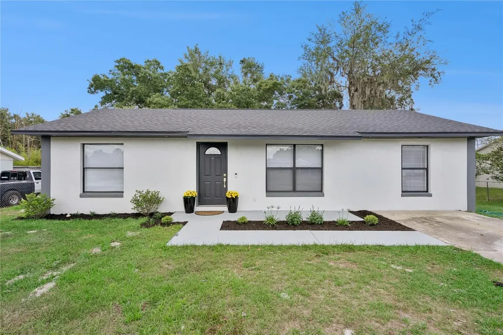 65 S Courtland Boulevard Deltona FL 32738