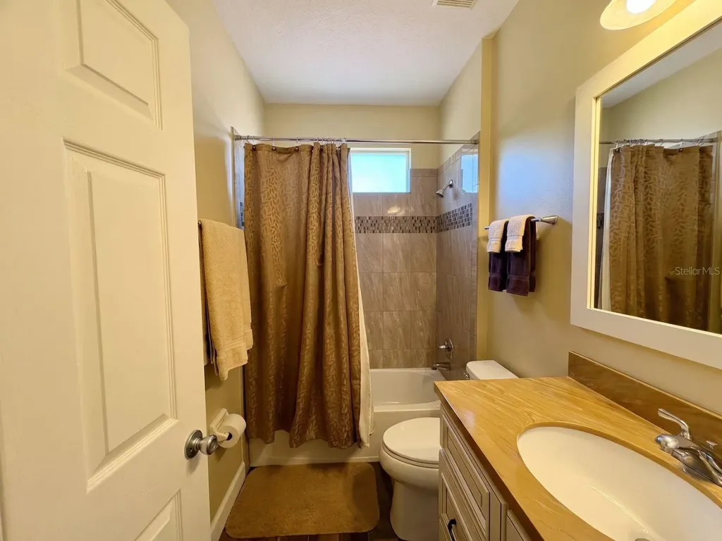 239 W Tarrington Drive Deland FL 32724