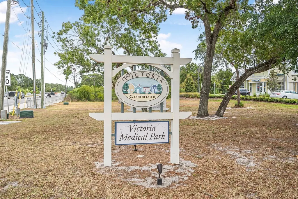 239 W Tarrington Drive Deland FL 32724