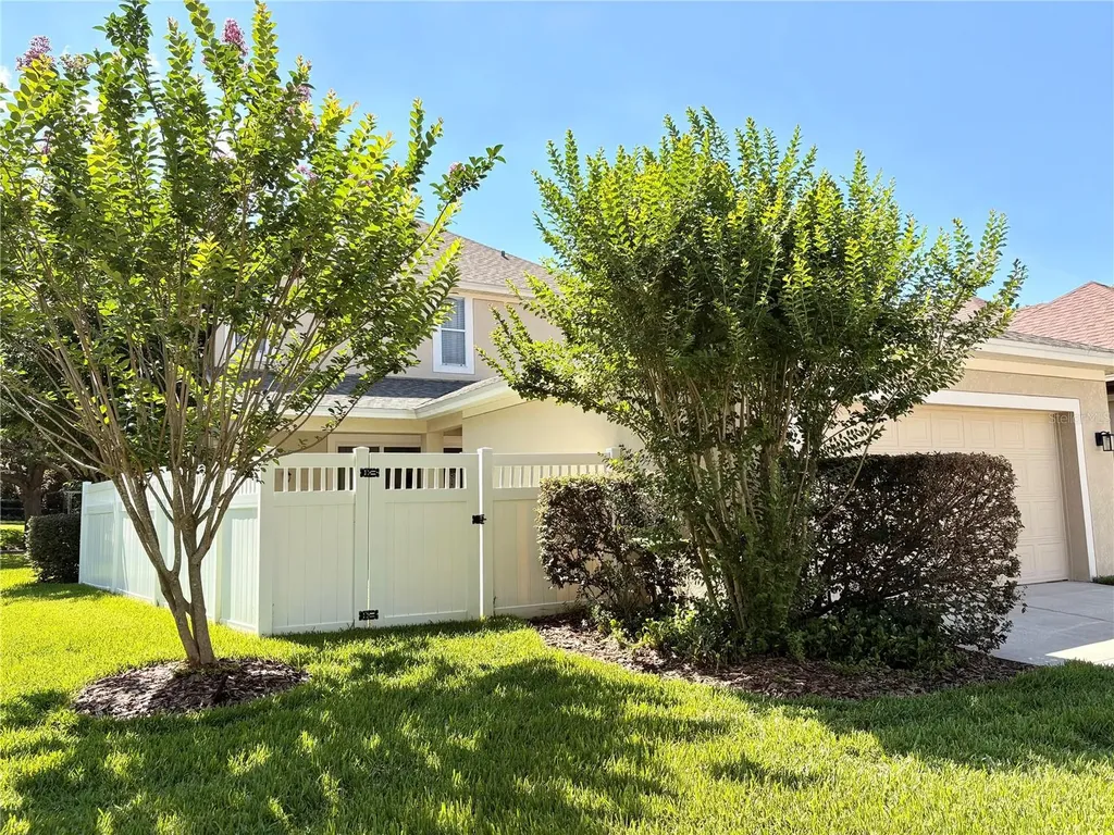 239 W Tarrington Drive Deland FL 32724