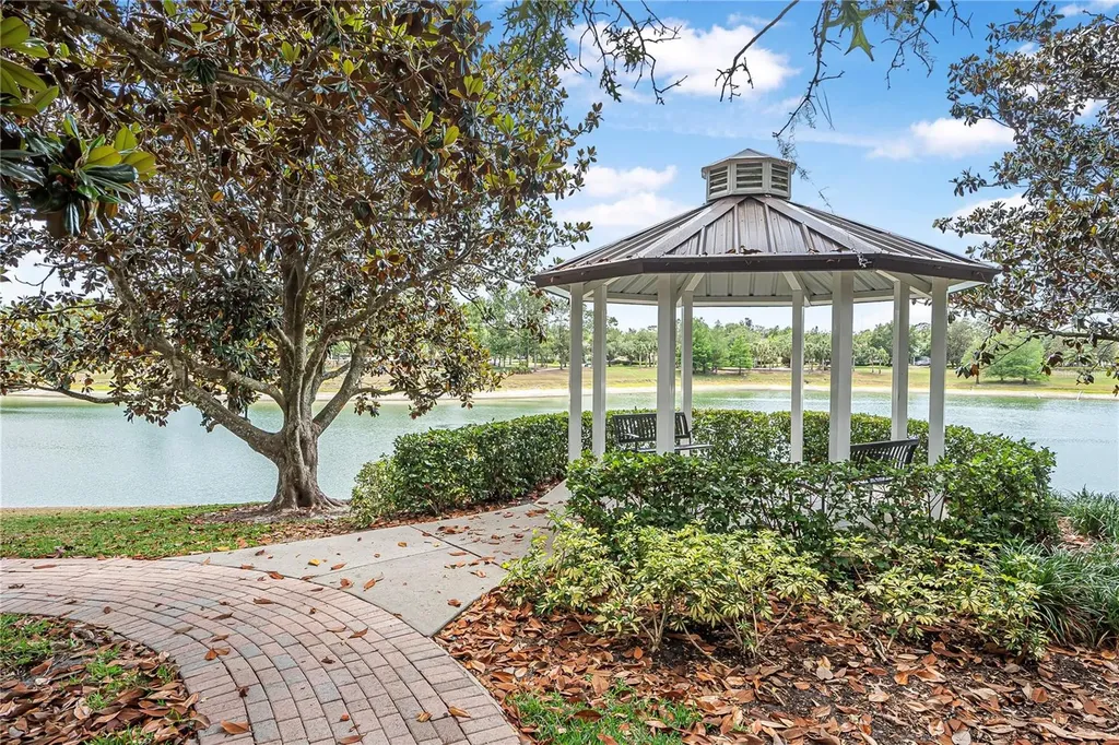 239 W Tarrington Drive Deland FL 32724