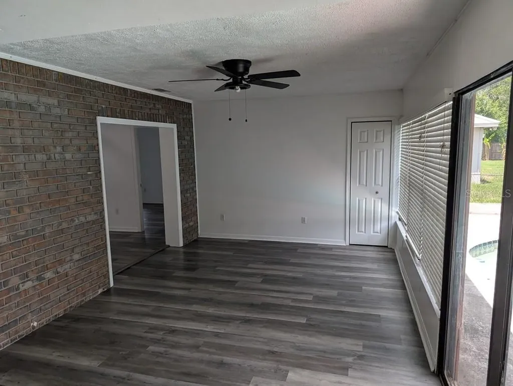 11122 Hannaway Drive Riverview FL 33578