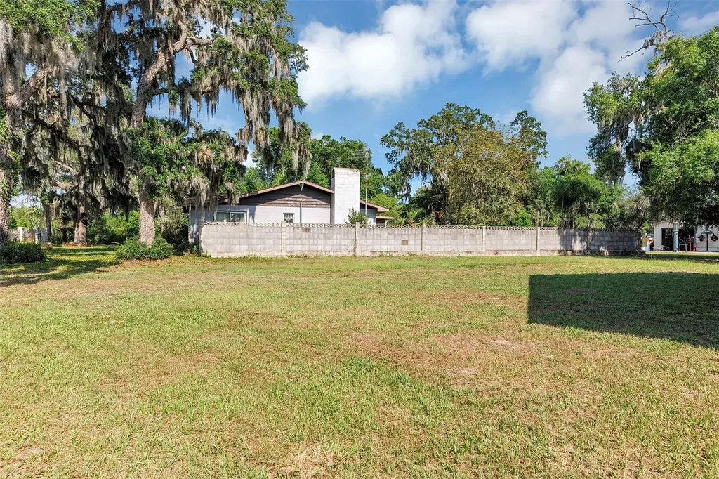 1520 Baywood Village Court Mount Dora FL 32757