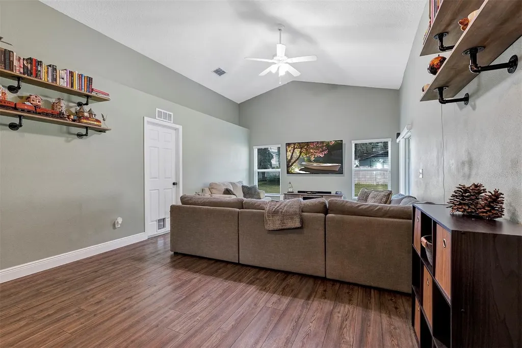 1520 Baywood Village Court Mount Dora FL 32757