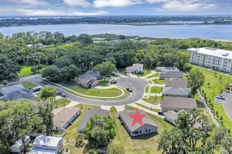 1520 Baywood Village Court Mount Dora FL 32757