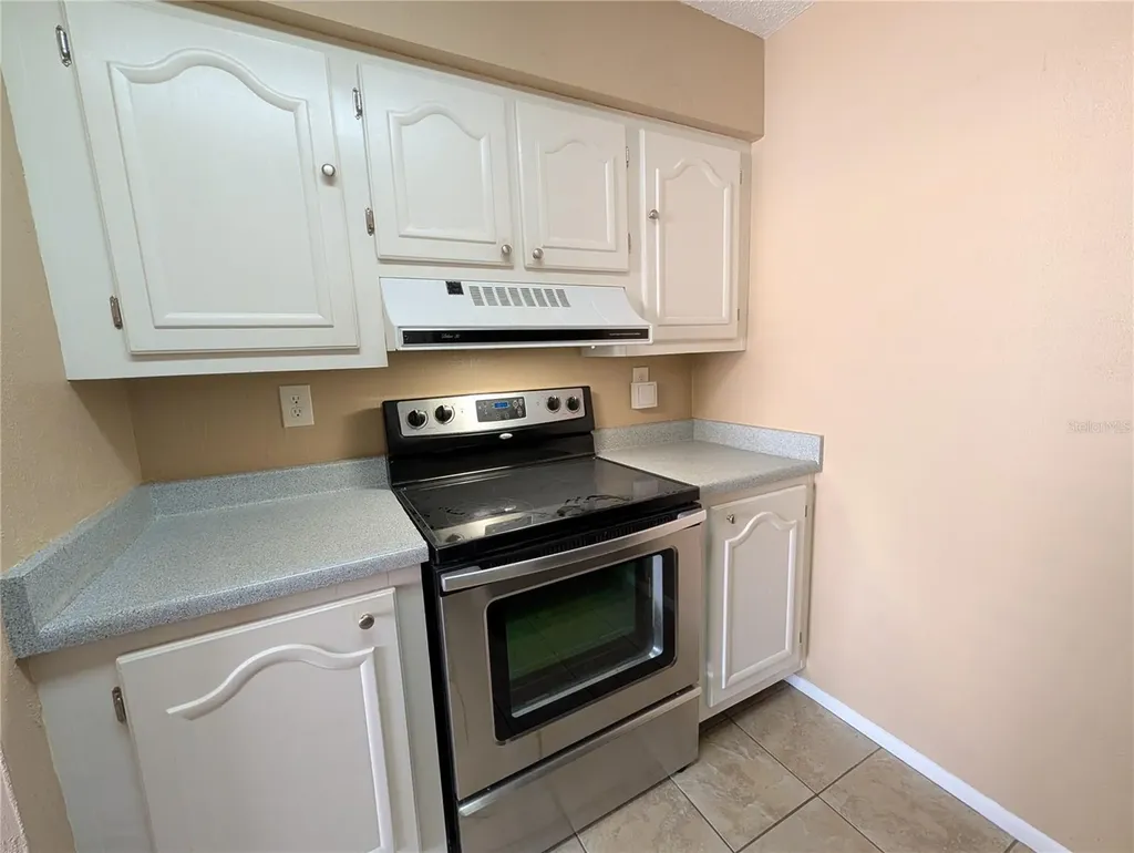 522 Orange Drive Altamonte Springs FL 32701