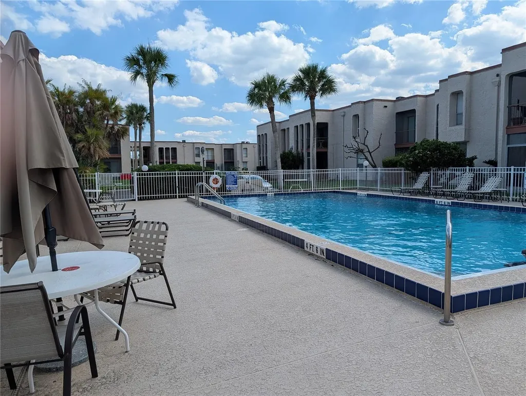 522 Orange Drive Altamonte Springs FL 32701