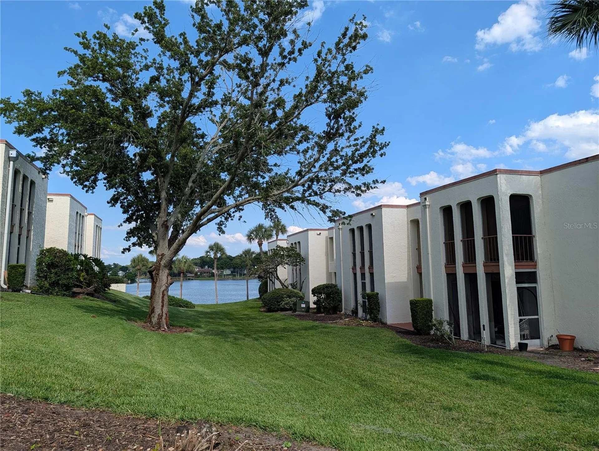 522 Orange Drive Altamonte Springs FL 32701
