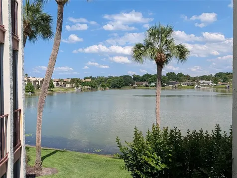 522 Orange Drive Altamonte Springs FL 32701
