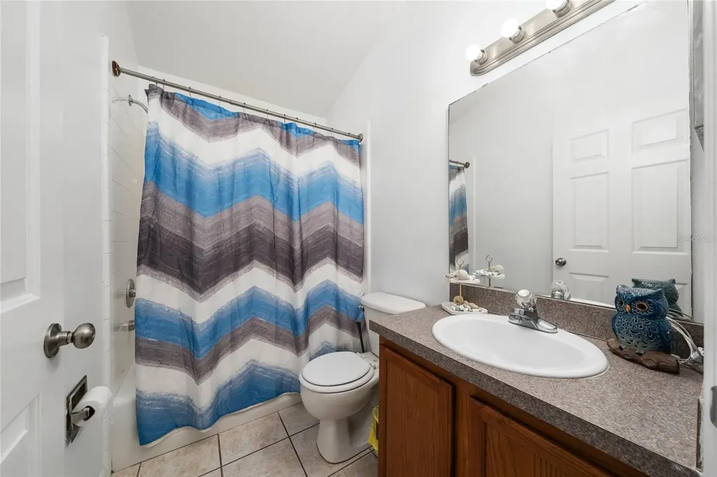 232 Lake Shore Parkway Davenport FL 33896