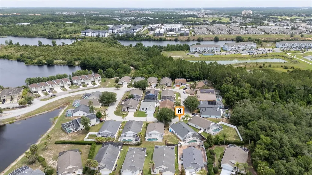 232 Lake Shore Parkway Davenport FL 33896