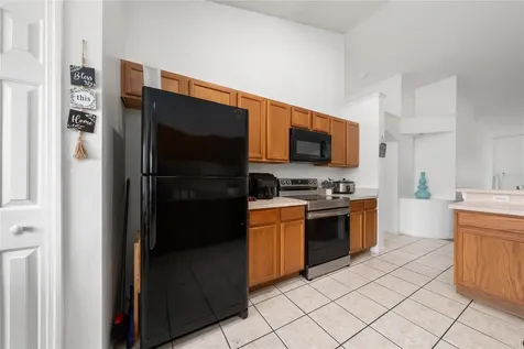 232 Lake Shore Parkway Davenport FL 33896